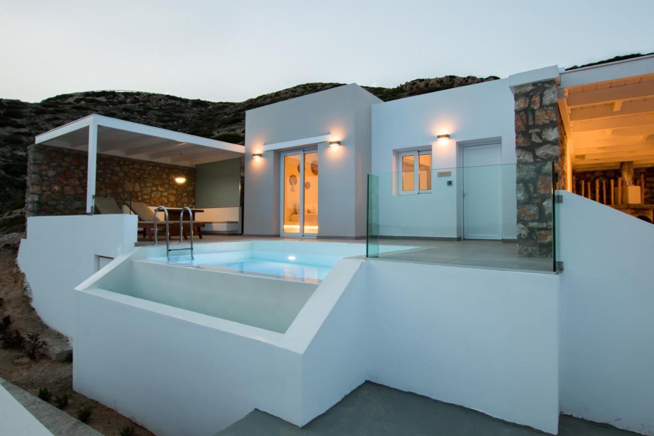 Theros Luxury Villas Damatria Exterior photo