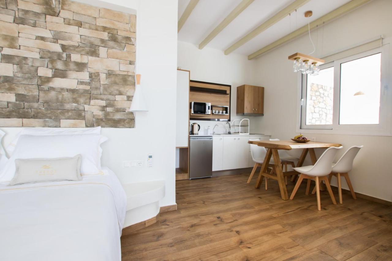 Theros Luxury Villas Damatria Exterior photo